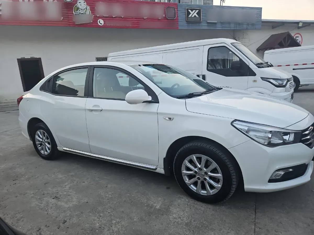 2014 GAC Trumpchi GA3S 1.6L 122HP L4 5MT,autocango,china used car exporter,china ev exporter,chinese used car exporter,chinese used ev exporter