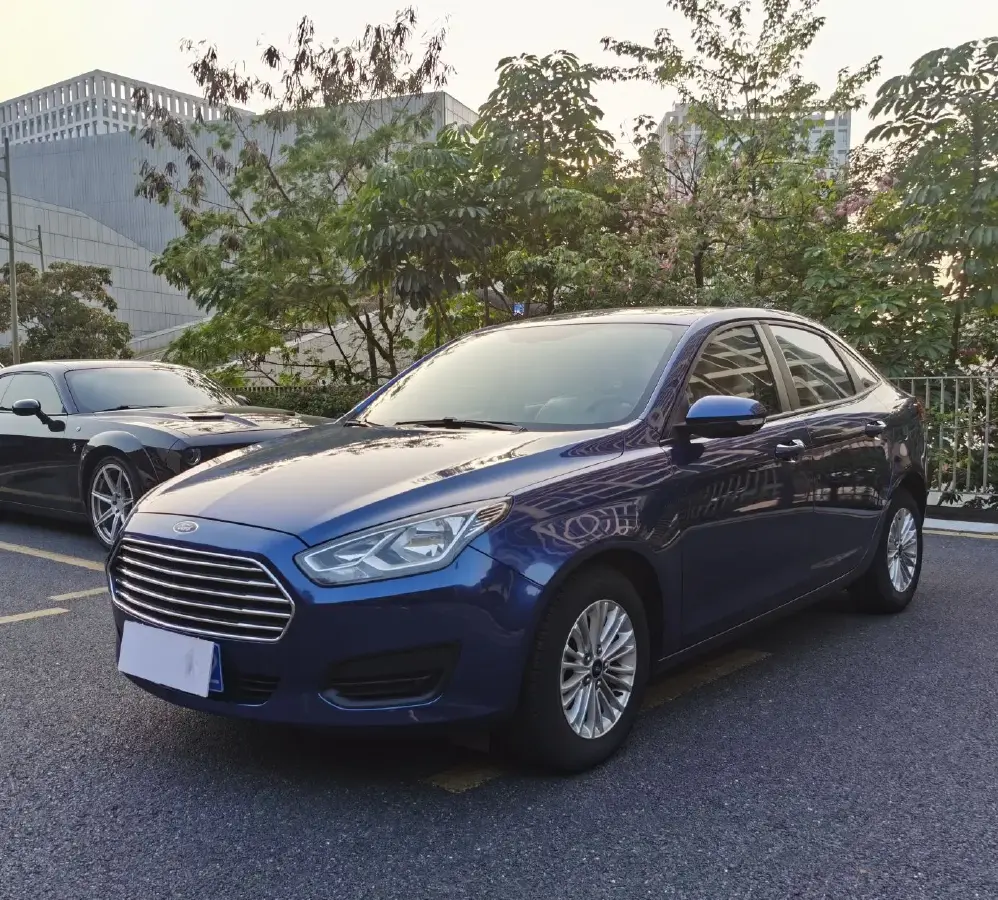 2017 Ford Escort 1.5L 113HP L4 6AT