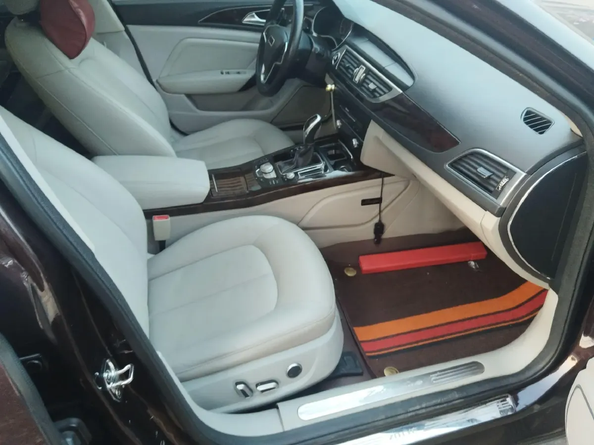 2016 Zotye Z700 1.8T 177HP L4 6DCT,autocango,china used car exporter,china ev exporter,chinese used car exporter,chinese used ev exporter