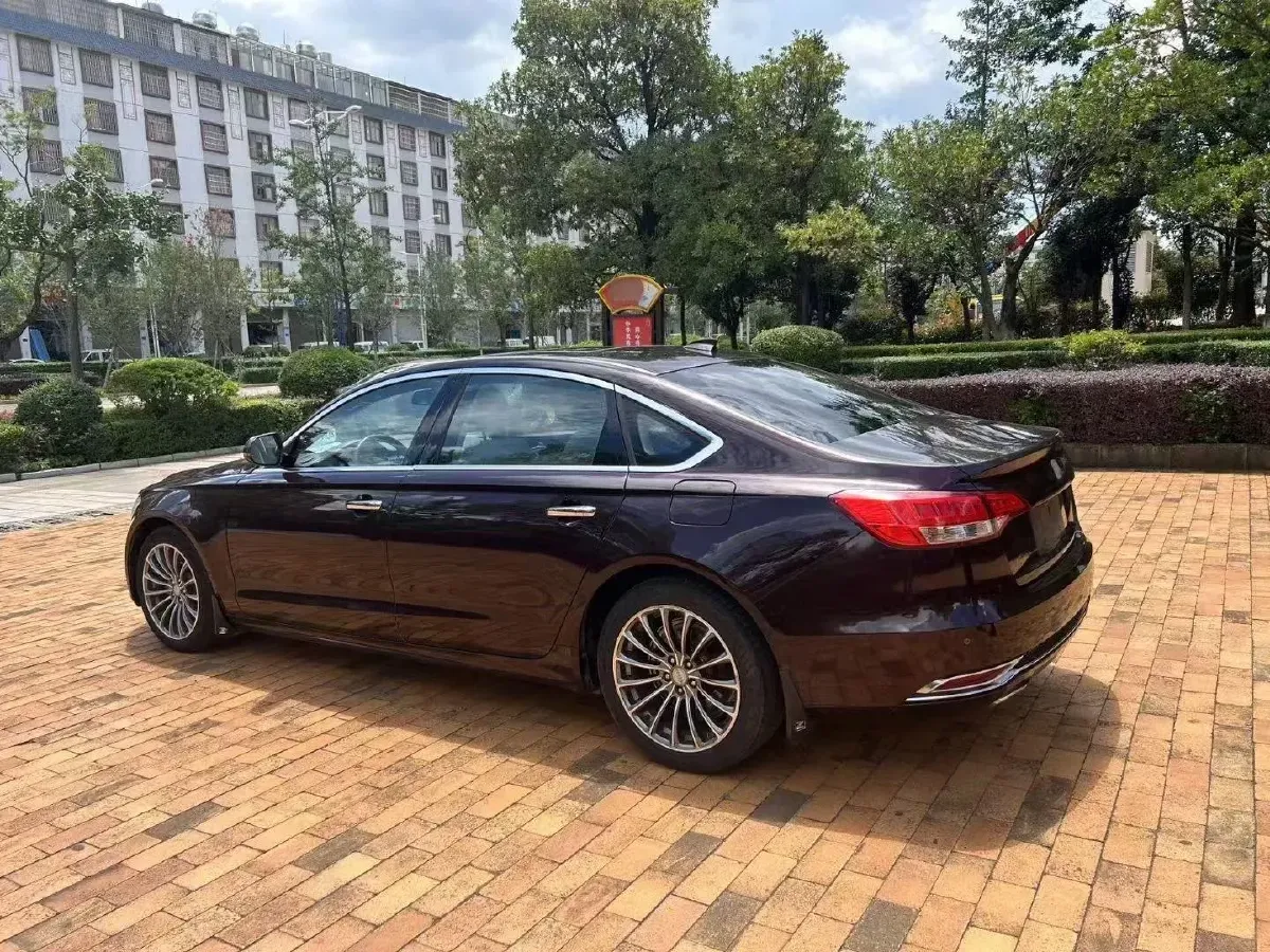 2016 Zotye Z700 1.8T 177HP L4 6DCT,autocango,china used car exporter,china ev exporter,chinese used car exporter,chinese used ev exporter