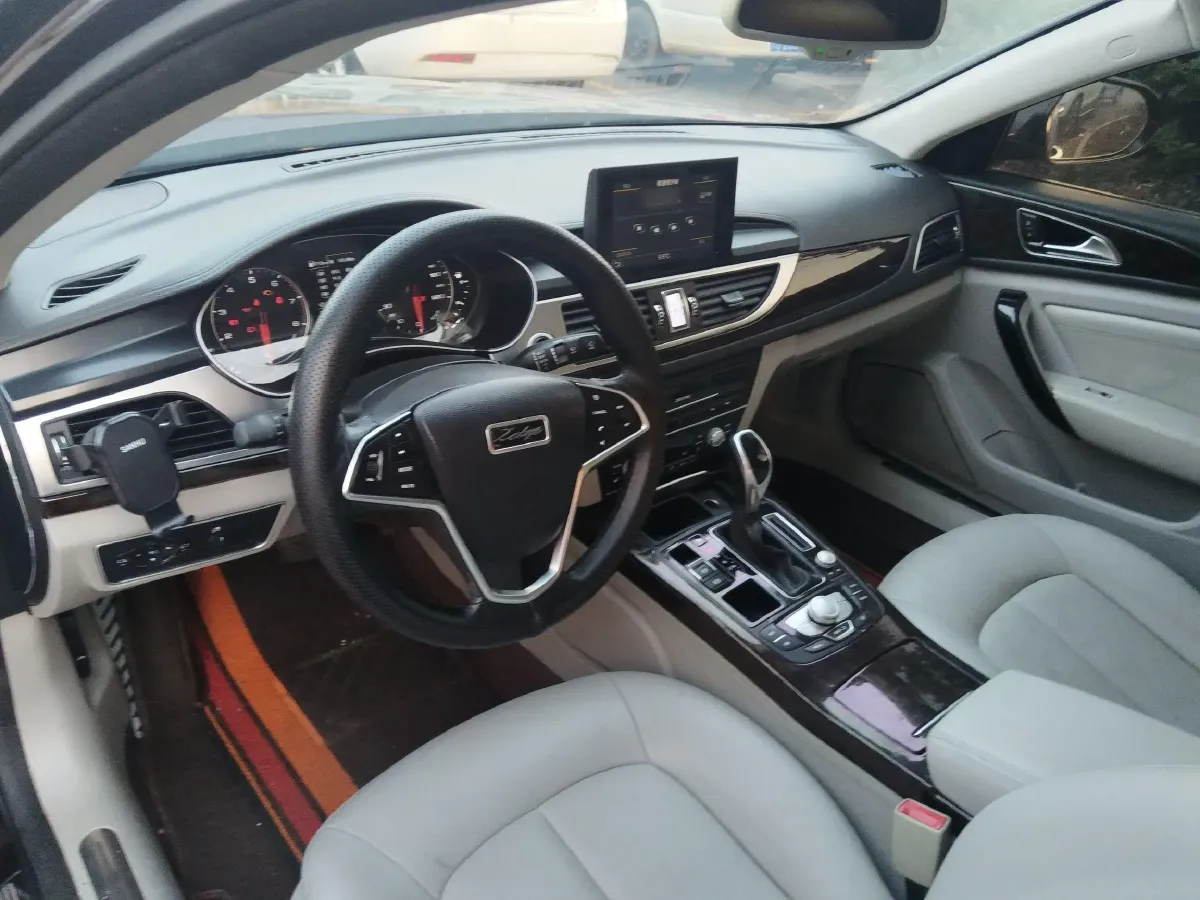 2016 Zotye Z700 1.8T 177HP L4 6DCT,autocango,china used car exporter,china ev exporter,chinese used car exporter,chinese used ev exporter