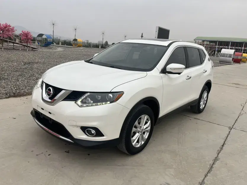 2014 Nissan X-Trail 2.0L 150HP L4 CVT