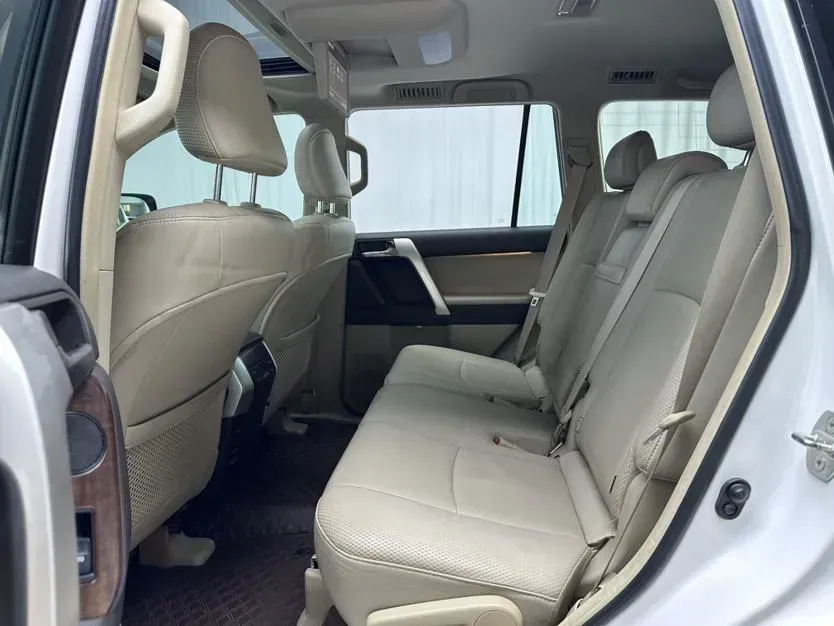 2010 Toyota Land Cruiser Prado 4.0L 275HP V6 5AT,autocango,china used car exporter,china ev exporter,chinese used car exporter,chinese used ev exporter