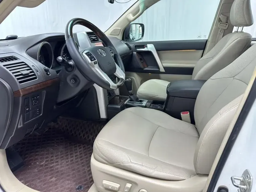 2010 Toyota Land Cruiser Prado 4.0L 275HP V6 5AT,autocango,china used car exporter,china ev exporter,chinese used car exporter,chinese used ev exporter