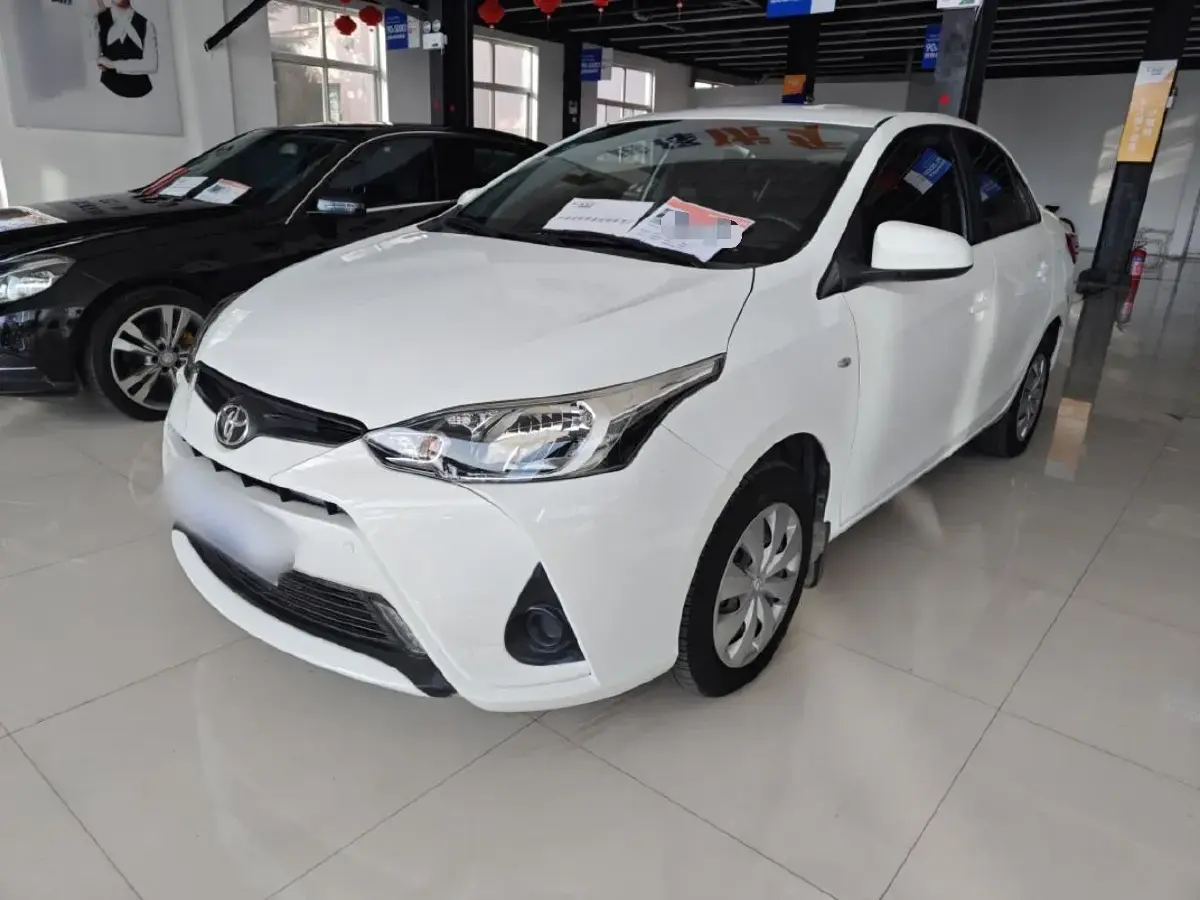 2019 Toyota Yaris L 1.5L 110HP L4 CVT