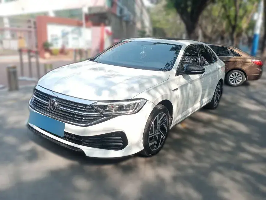 2023 Volkswagen Sagitar 1.4T 150HP L4 7DCT