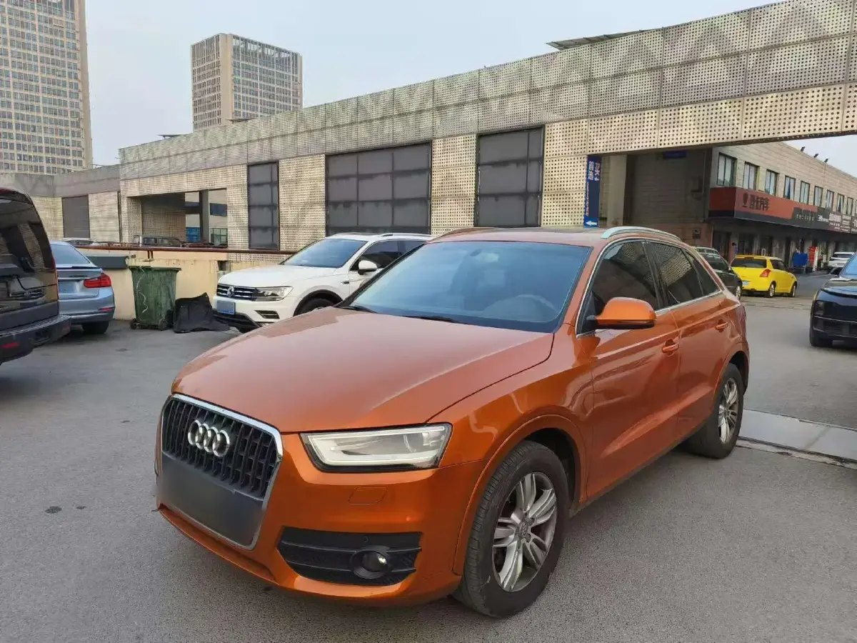 2015 Audi Q3 2.0T 170HP L4 7DCT