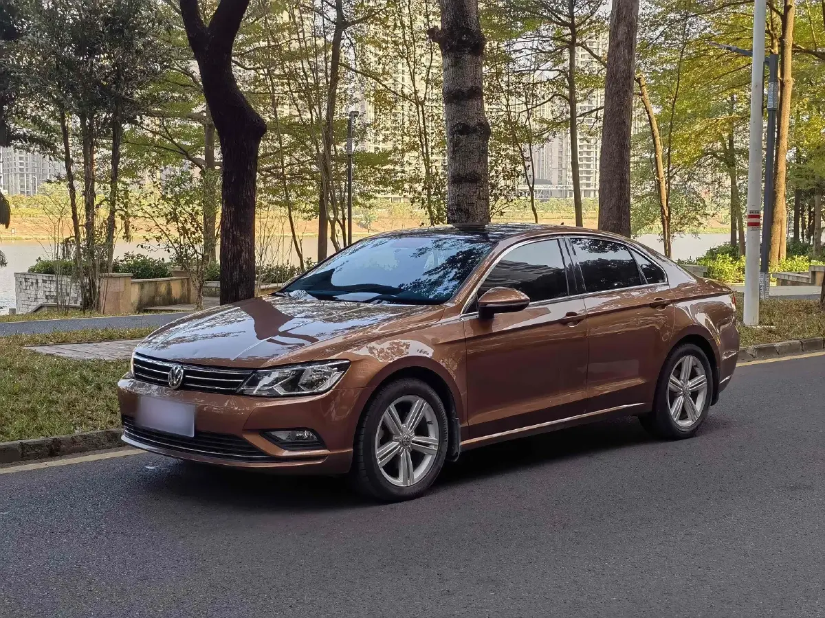 2015 Volkswagen Lamando 1.8T 180HP L4 7DCT