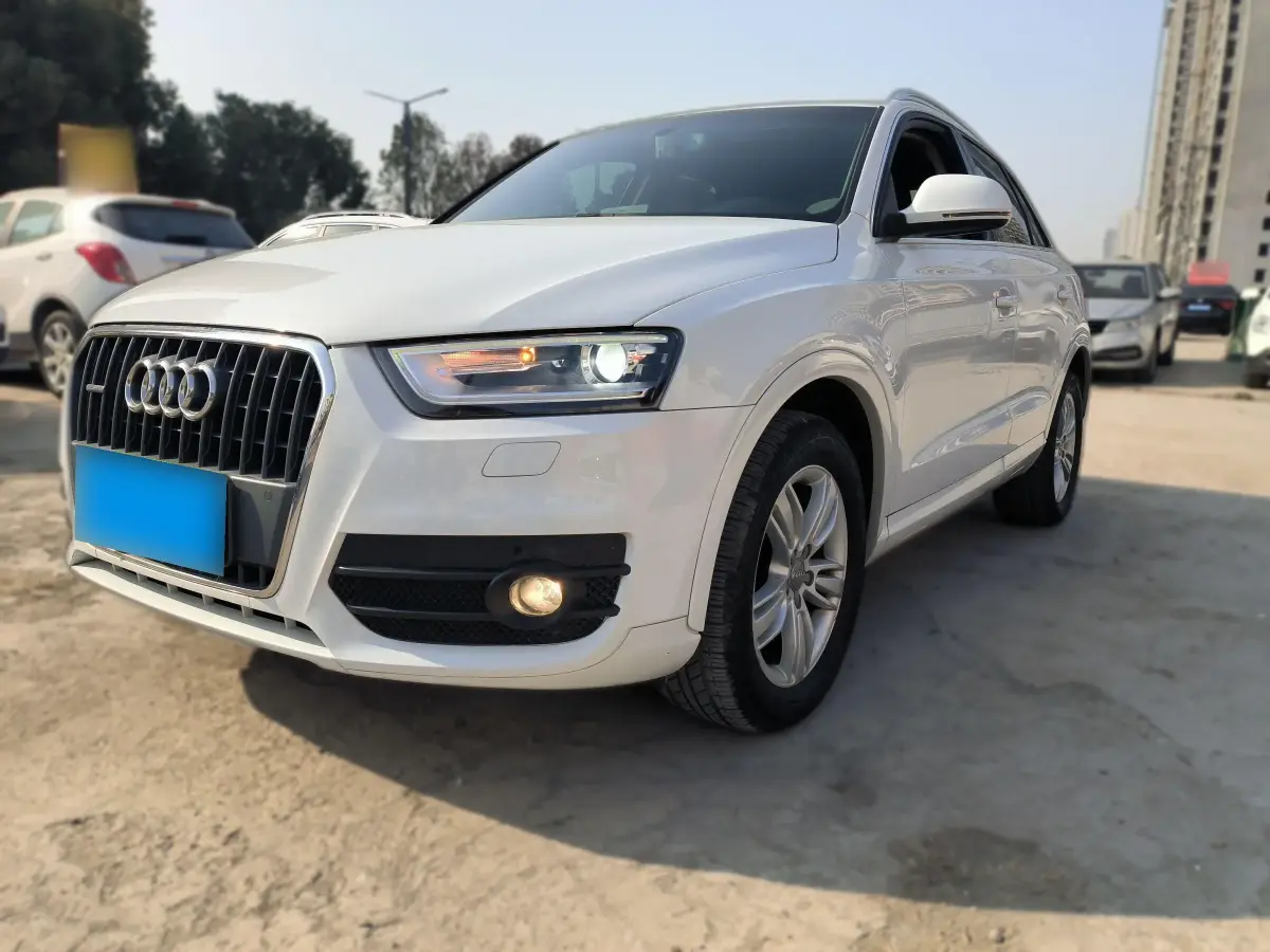 2015 Audi Q3 2.0T 170HP L4 7DCT