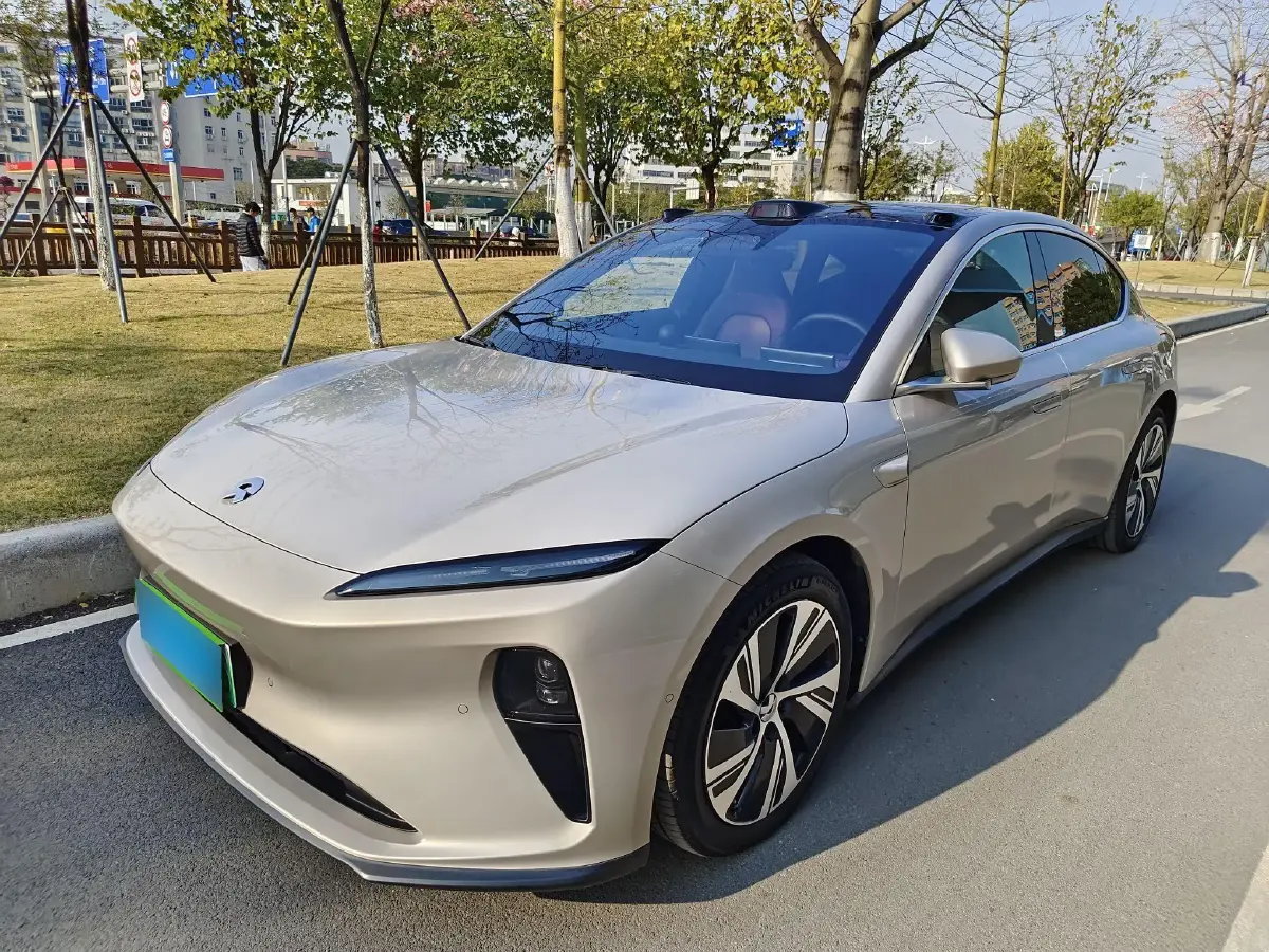 2022 NIO ET5 BEV 75KWH