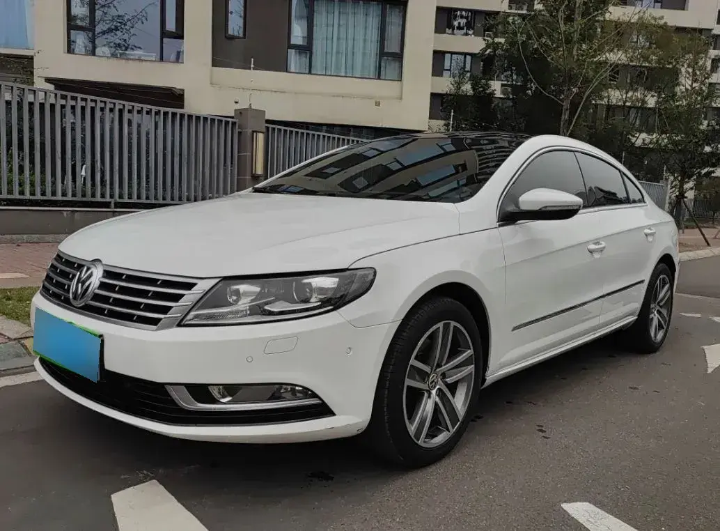 2015 Volkswagen CC 1.8T 160HP L4 7DCT
