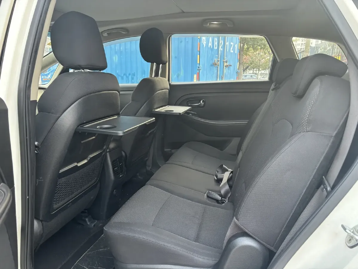 2013 Kia Carens 2.0L 152HP L4 6AT,autocango,china used car exporter,china ev exporter,chinese used car exporter,chinese used ev exporter