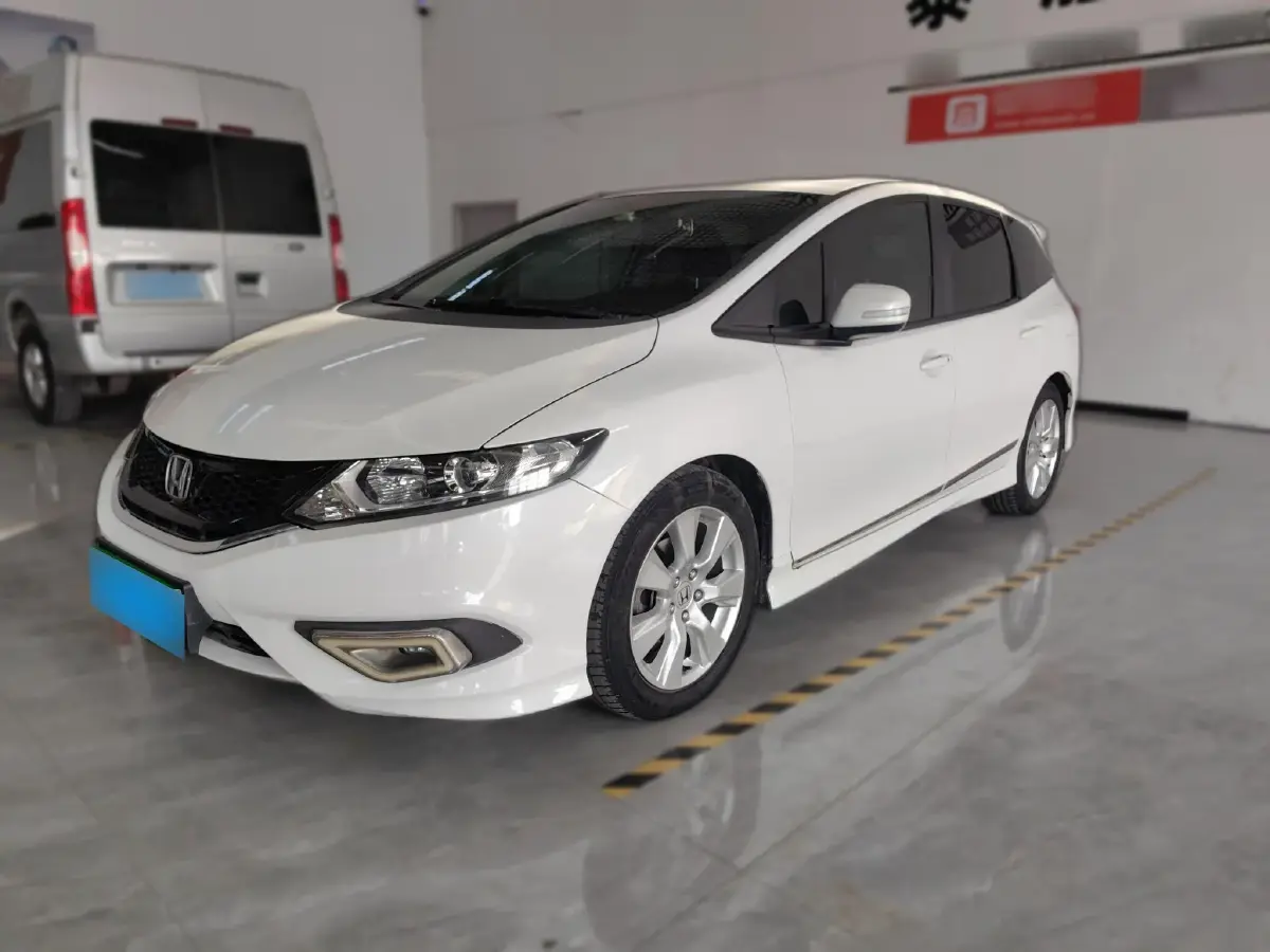 2016 Honda Jade 1.8L 141HP L4 5AT