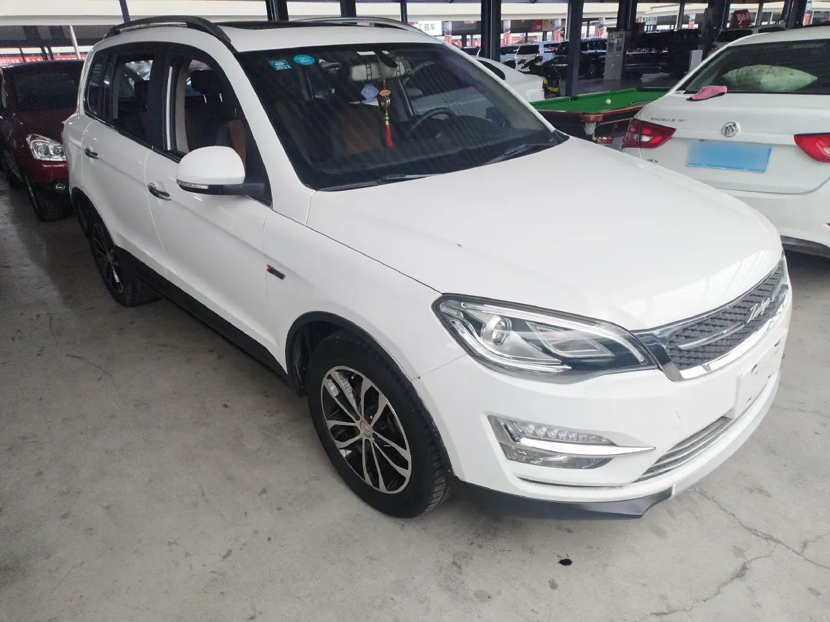 2015 Zotye Damy X5 1.5T 150HP L4 5MT,autocango,china used car exporter,china ev exporter,chinese used car exporter,chinese used ev exporter