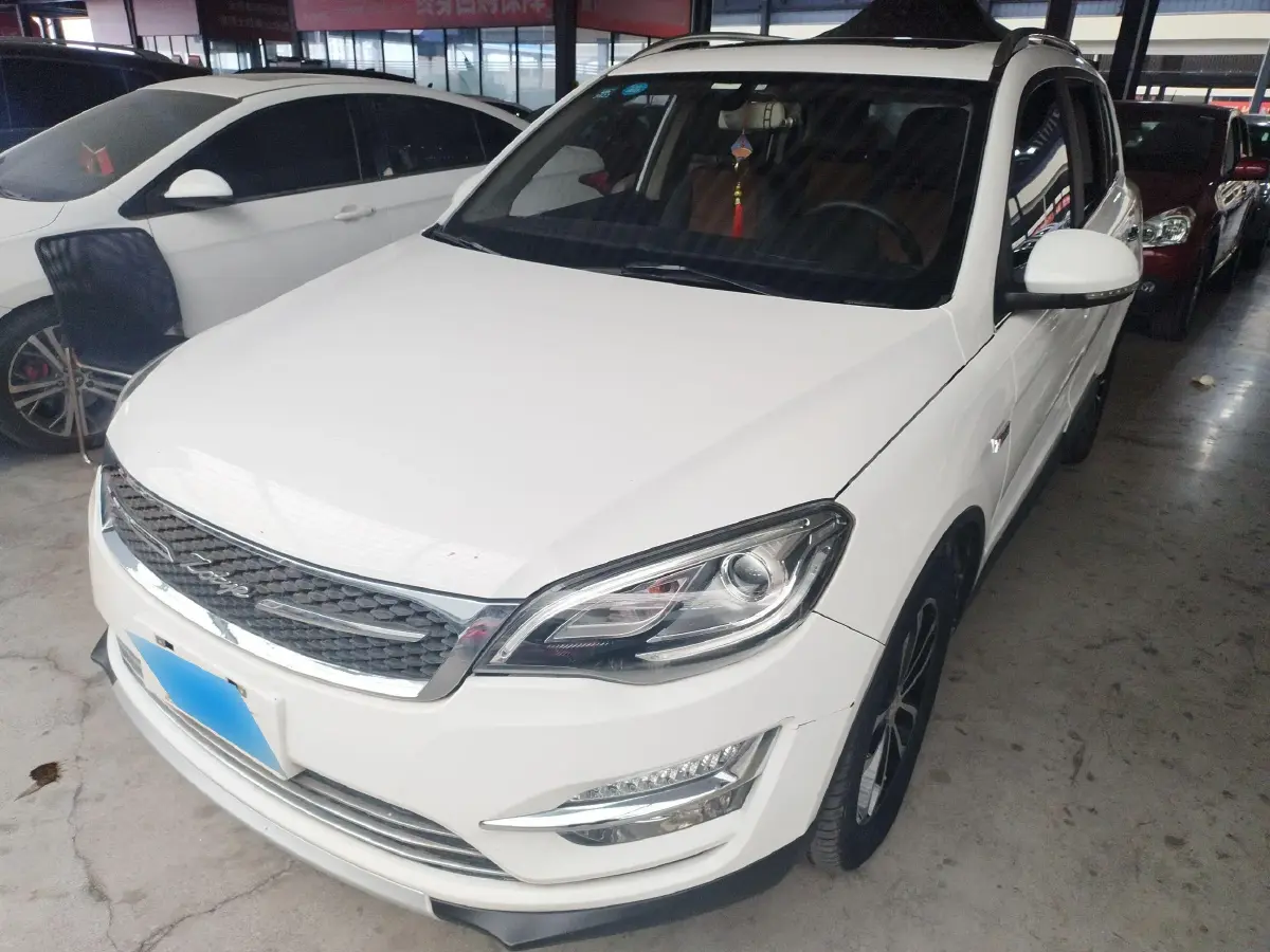 2015 Zotye Damy X5 1.5T 150HP L4 5MT