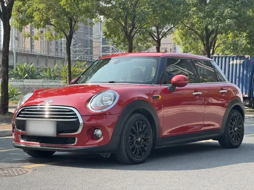 2016 MINI MINI 1.2T 102HP L3 6AT