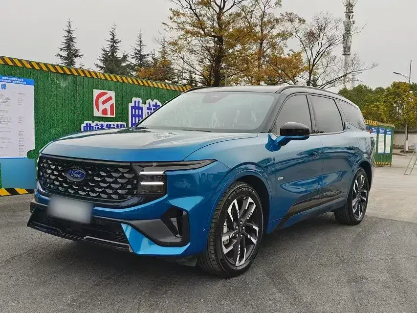 2023 Ford Edge 2.0T 275HP L4 E-CVT Hybrid