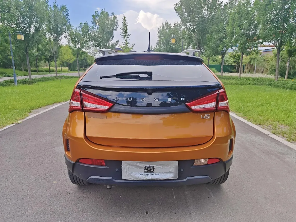 2017 Luxgen U5 SUV 1.6L 124HP L4 CVT,autocango,china used car exporter,china ev exporter,chinese used car exporter,chinese used ev exporter