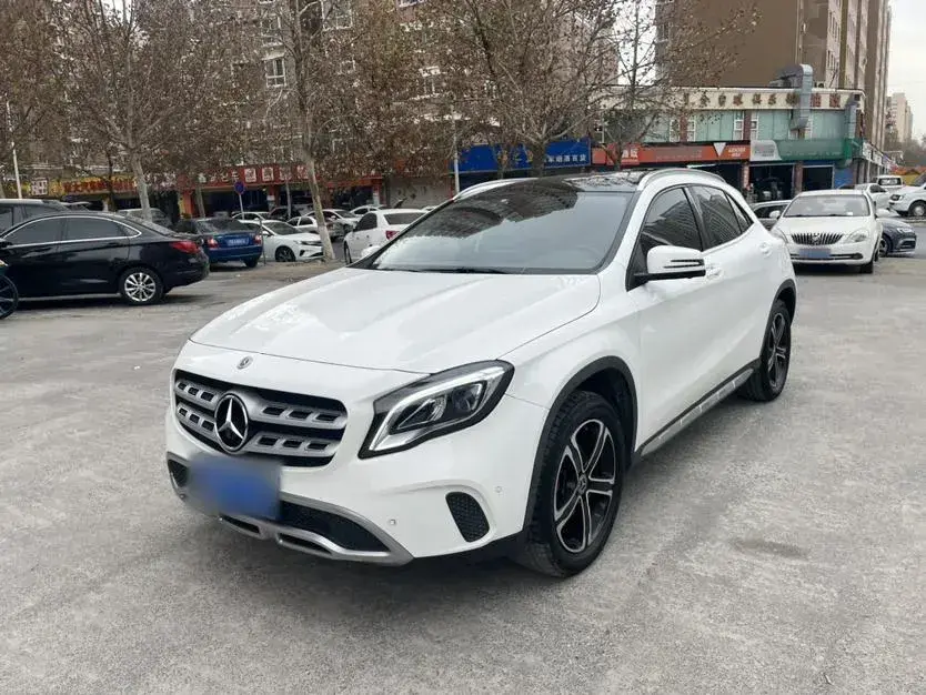 2018 Mercedes-Benz GLA Class 1.6T 156HP L4 7DCT