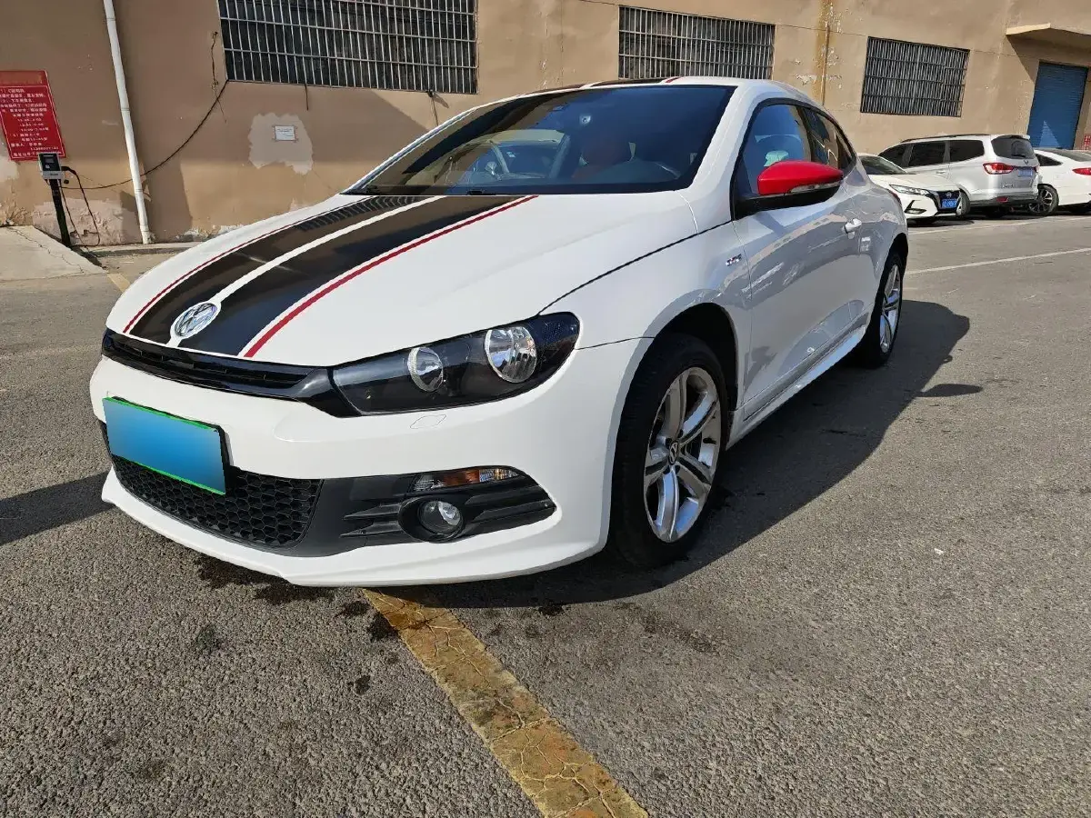 2013 Volkswagen Scirocco 1.4T 122HP L4 7DCT