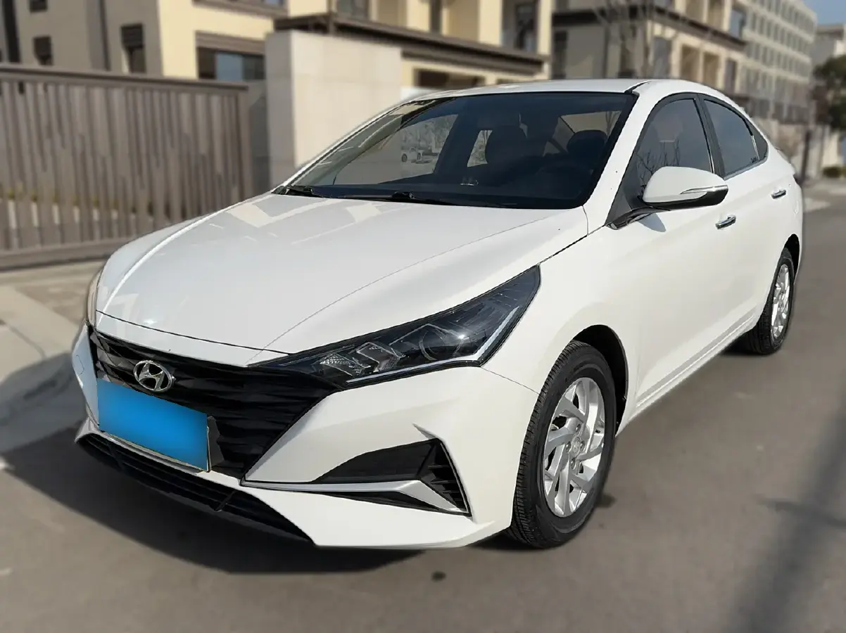 2020 Hyundai Verna 1.4L 100HP L4 CVT