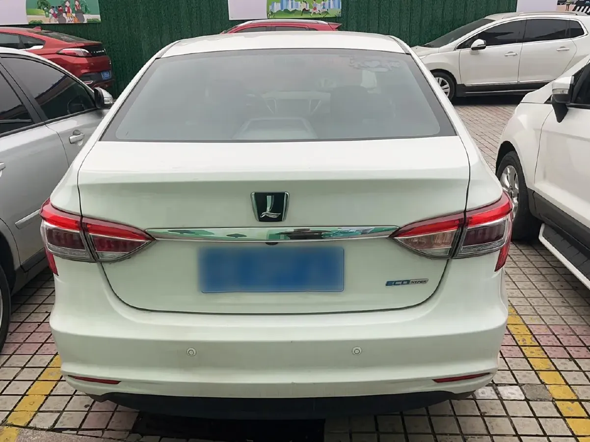 2015 Luxgen 5 1.8T 180HP L4 6AT,autocango,china used car exporter,china ev exporter,chinese used car exporter,chinese used ev exporter