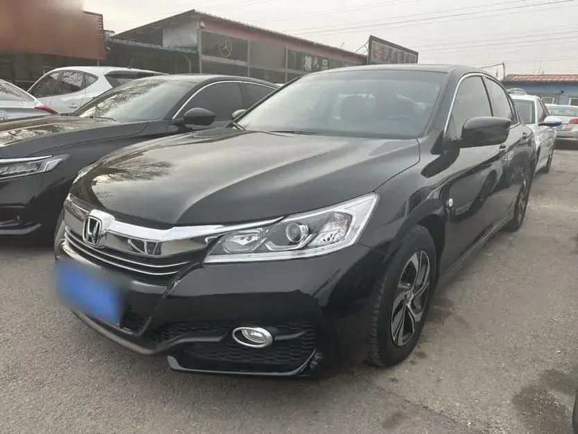 2016 Honda Accord 2.0L 155HP L4 CVT