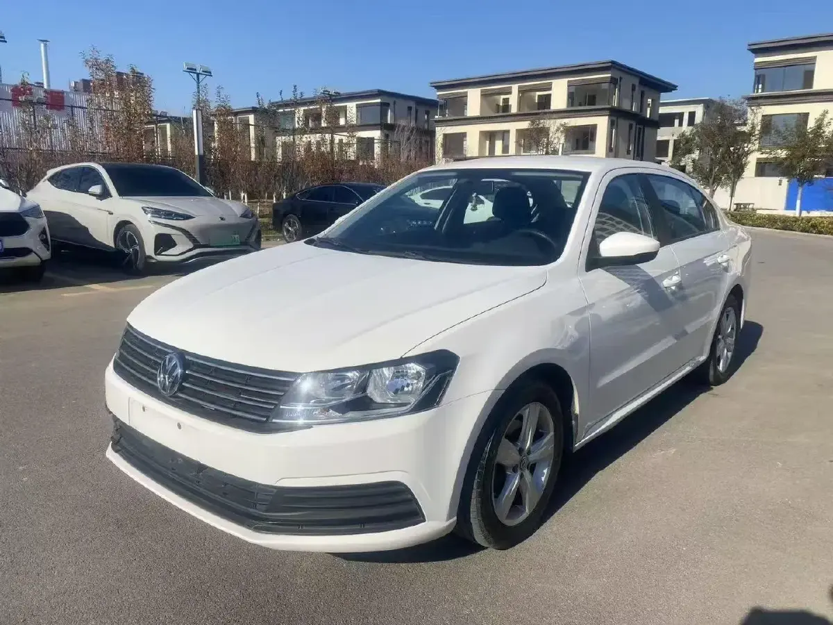 2017 Volkswagen Lavida 1.6L 110HP L4 6AT
