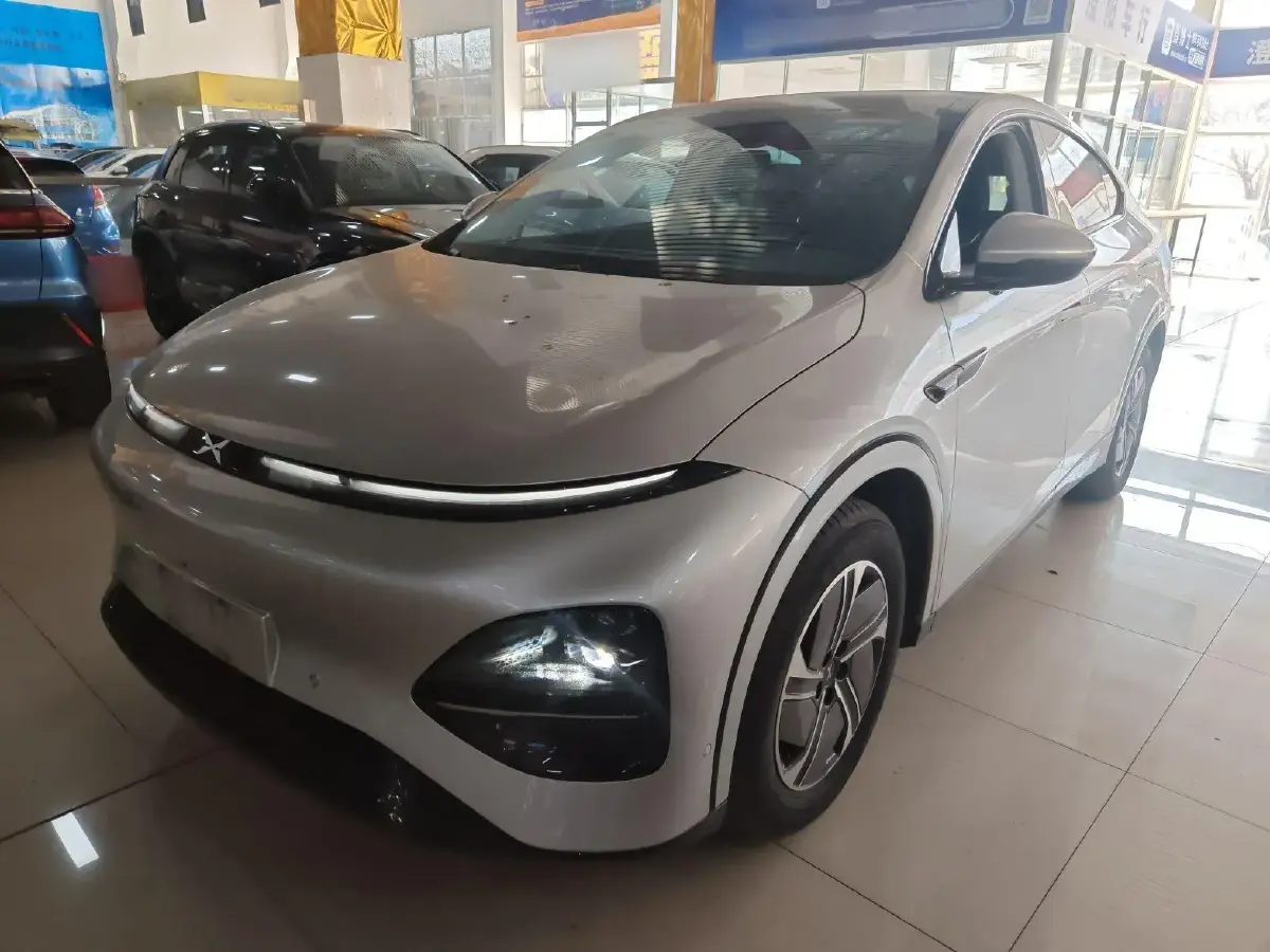 2023 Xpeng G6 BEV 66KWH