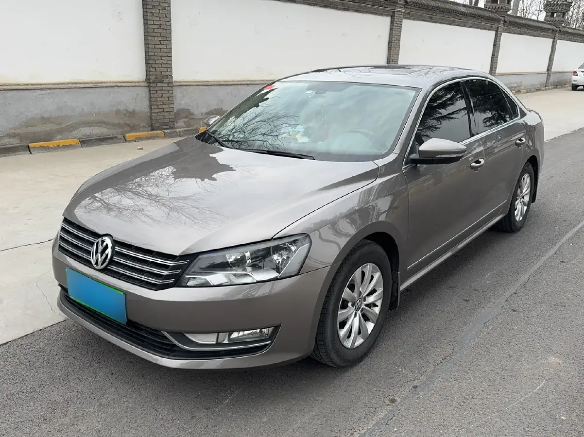2013 Volkswagen Passat 1.8T 160HP L4 7DCT