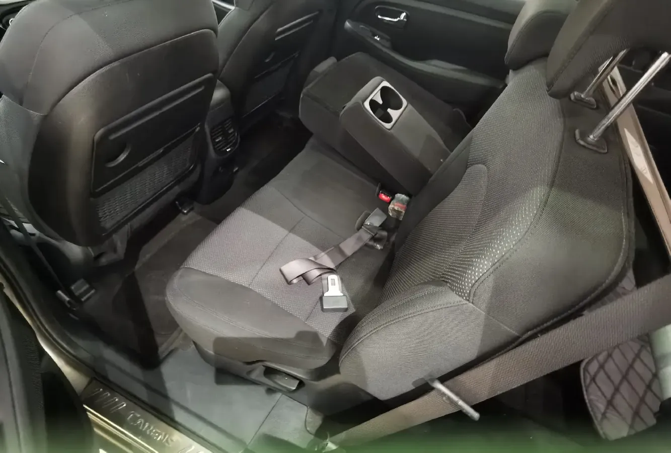 2013 Kia Carens 2.0L 152HP L4 6AT,autocango,china used car exporter,china ev exporter,chinese used car exporter,chinese used ev exporter