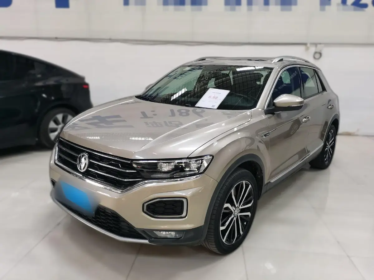 2018 Volkswagen T-Roc 1.4T 150HP L4 7DCT