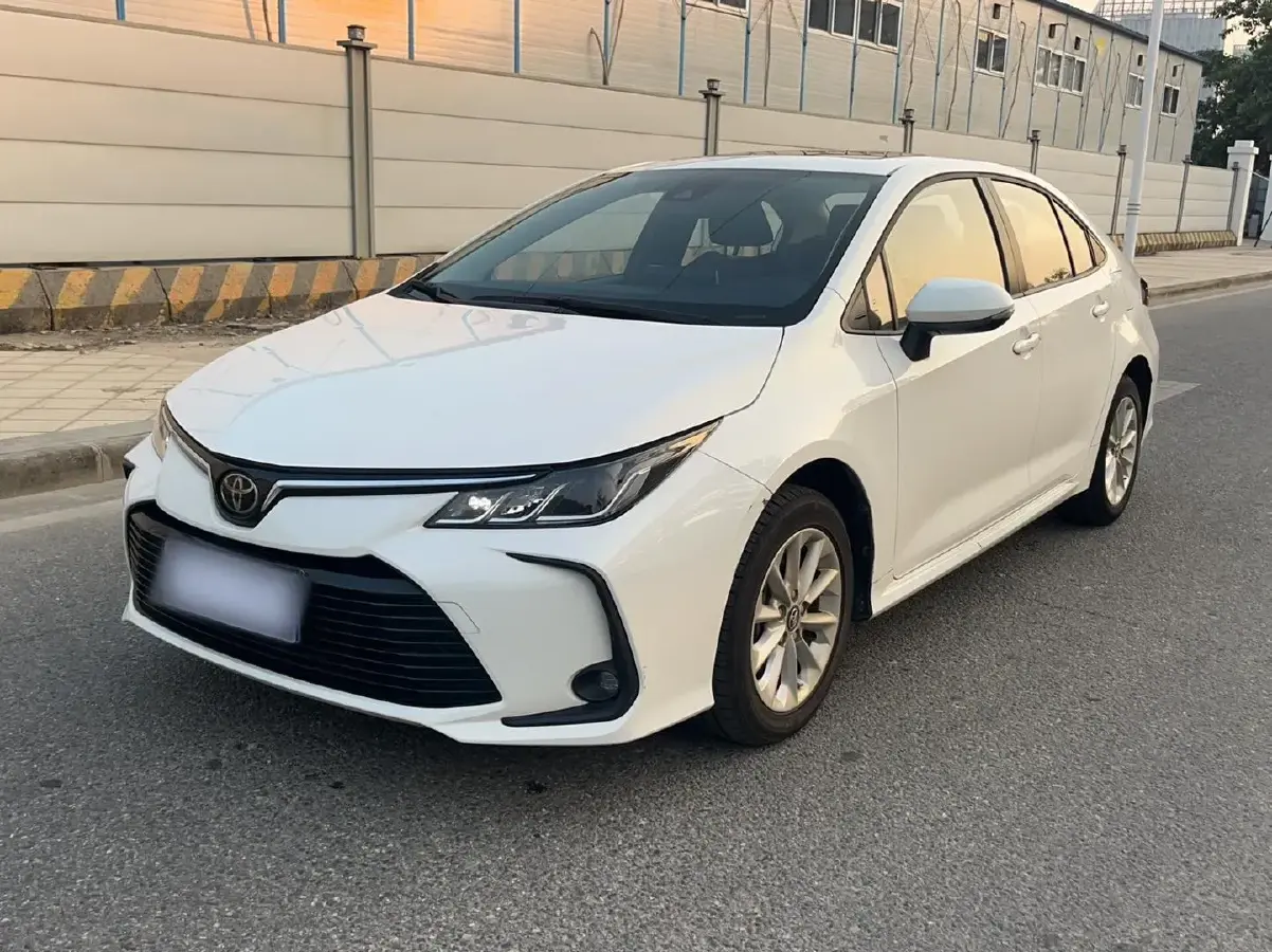 2021 Toyota Corolla 1.2T 116HP L4 CVT