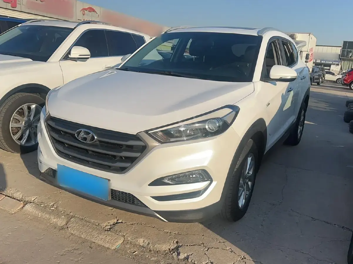 2015 Hyundai Tucson 1.6T 177HP L4 7DCT