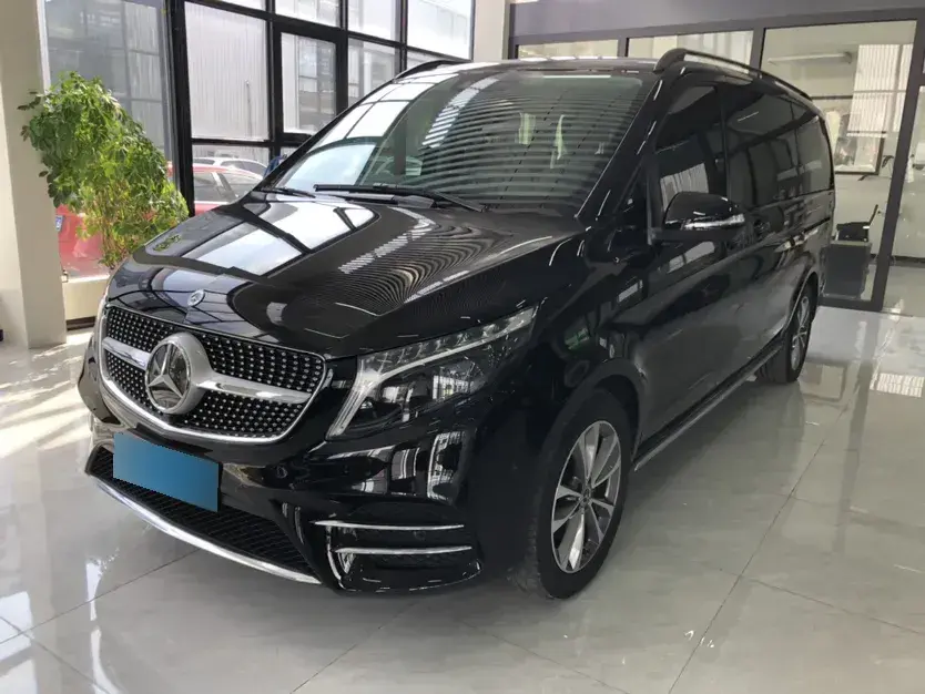 2022 Mercedes-Benz V Class 2.0T 211HP L4 9AT