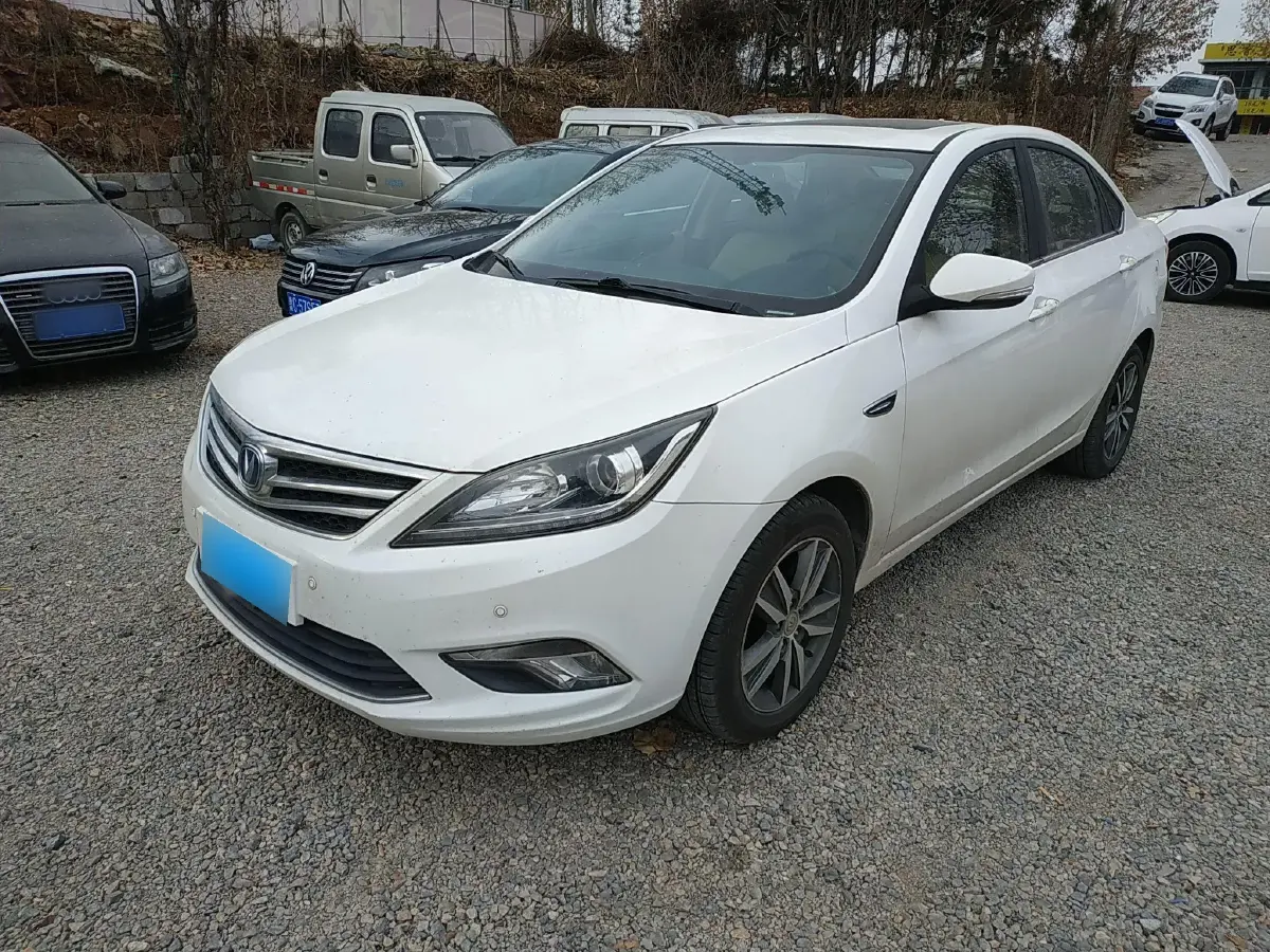 2016 ChangAn Eado 1.6L 125HP L4 5MT