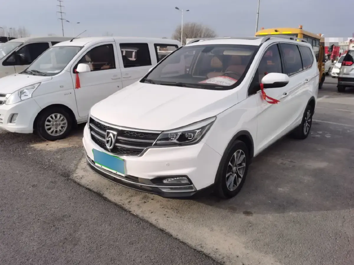 2017 BaoJun 730 1.8L 137HP L4 5AMT