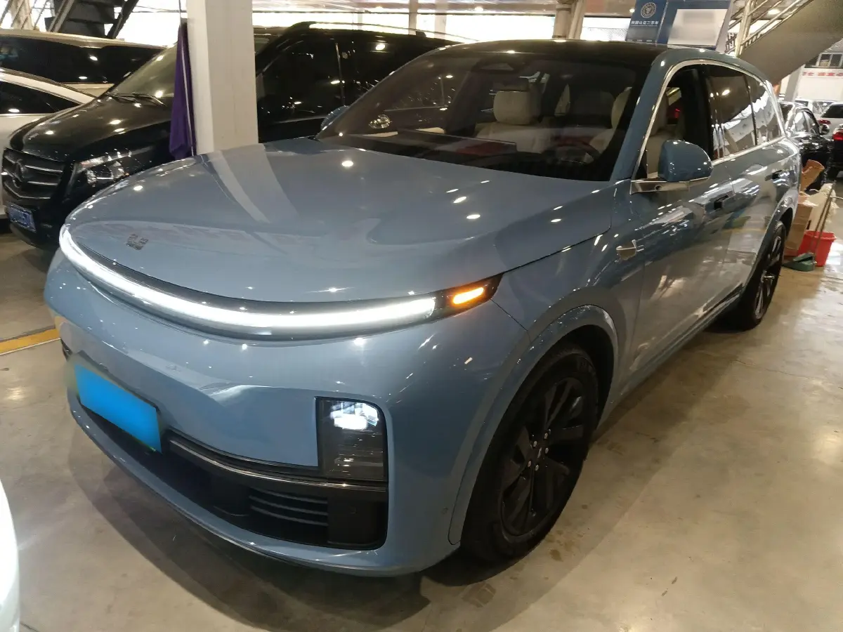 2023 Li L7 Range Extended 154HP REEV 40.9KWH