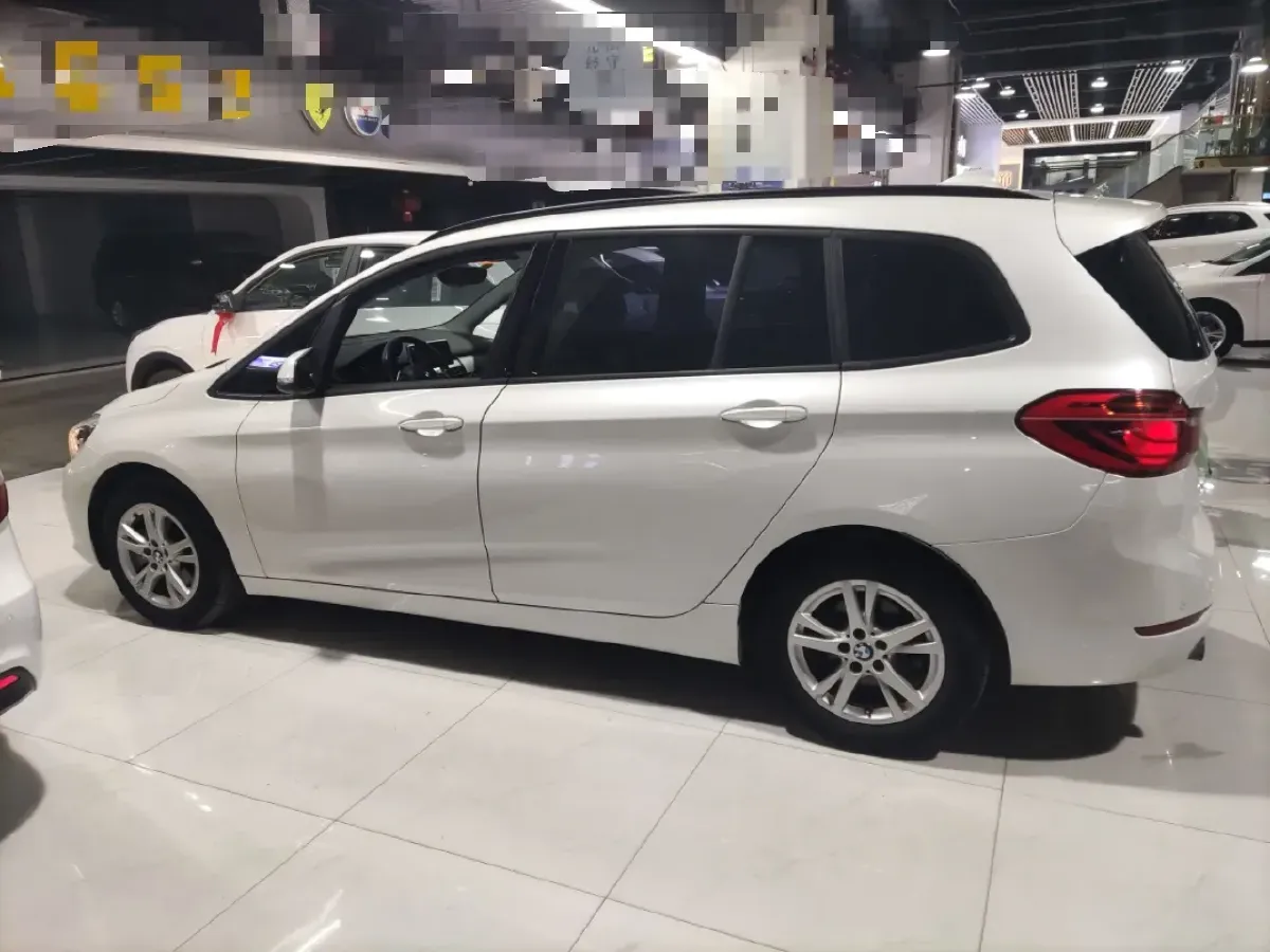 2015 BMW 2 Series SUV 1.5T 136HP L3 6AT,autocango,china used car exporter,china ev exporter,chinese used car exporter,chinese used ev exporter