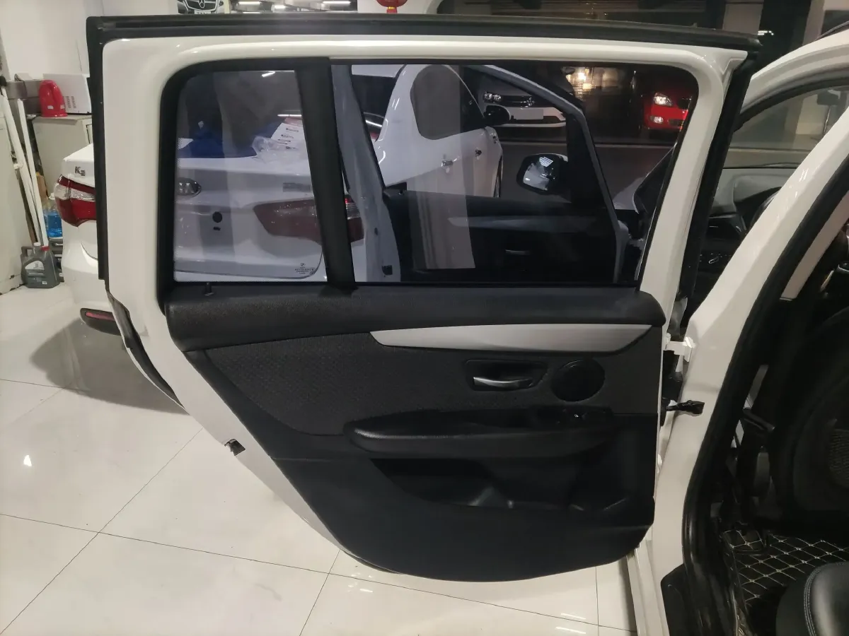 2015 BMW 2 Series SUV 1.5T 136HP L3 6AT,autocango,china used car exporter,china ev exporter,chinese used car exporter,chinese used ev exporter