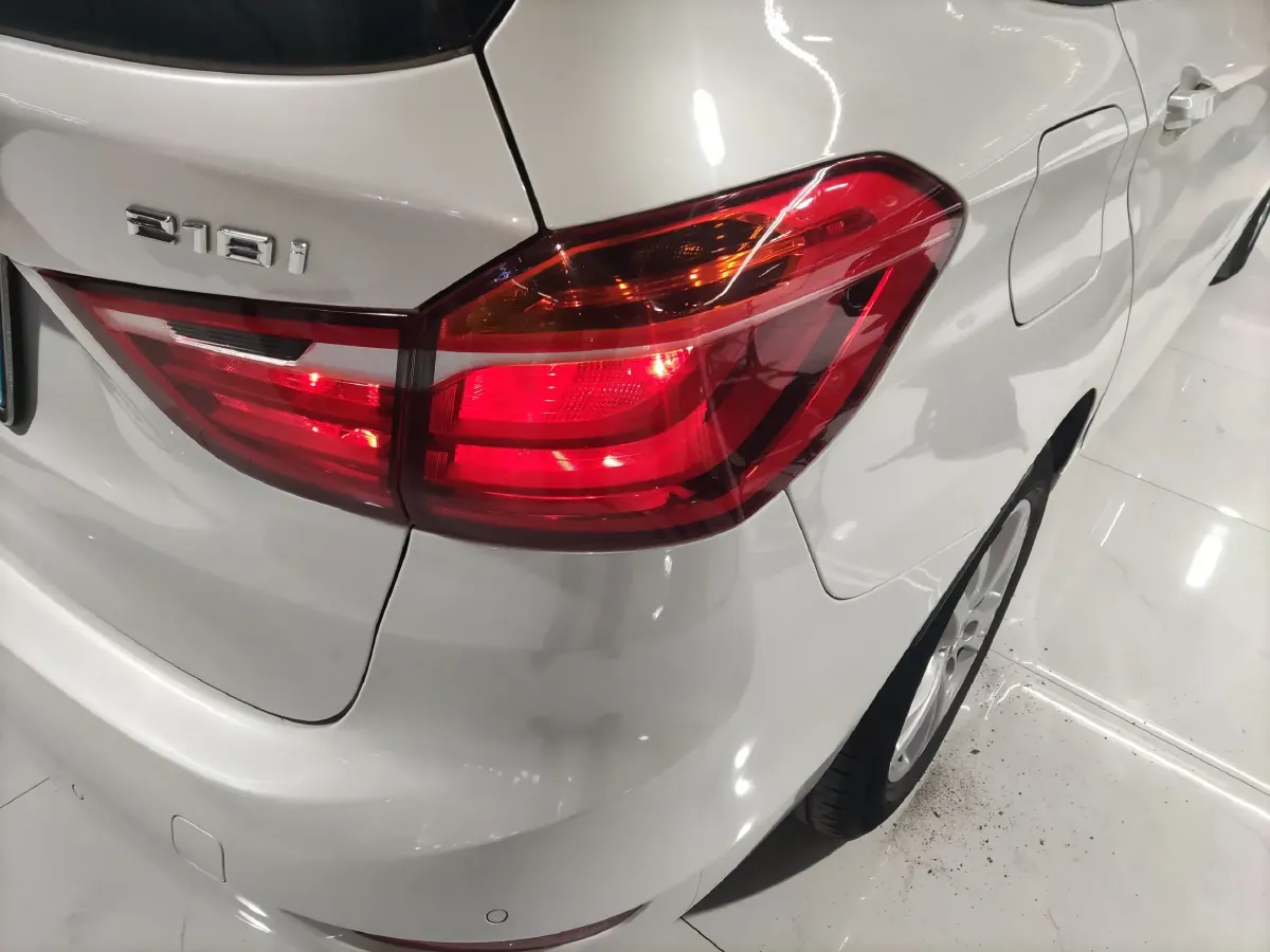 2015 BMW 2 Series SUV 1.5T 136HP L3 6AT,autocango,china used car exporter,china ev exporter,chinese used car exporter,chinese used ev exporter