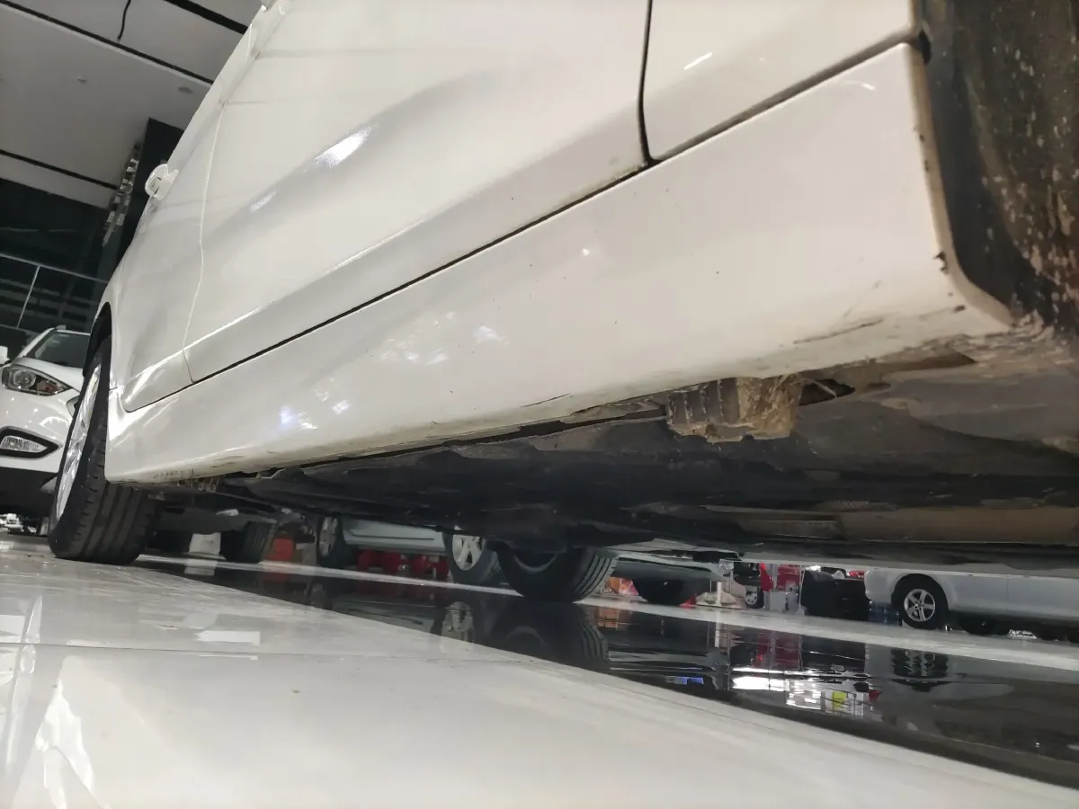 2015 BMW 2 Series SUV 1.5T 136HP L3 6AT,autocango,china used car exporter,china ev exporter,chinese used car exporter,chinese used ev exporter