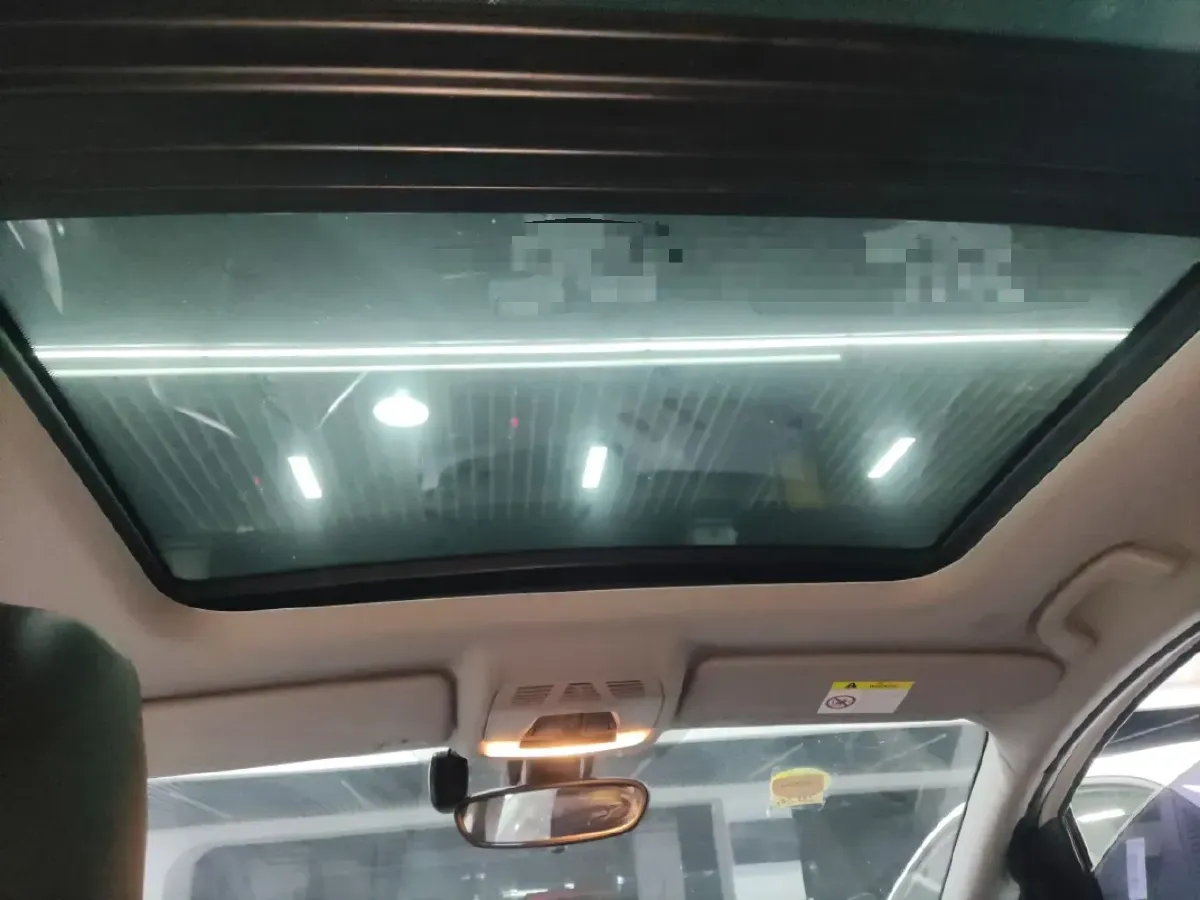 2015 BMW 2 Series SUV 1.5T 136HP L3 6AT,autocango,china used car exporter,china ev exporter,chinese used car exporter,chinese used ev exporter