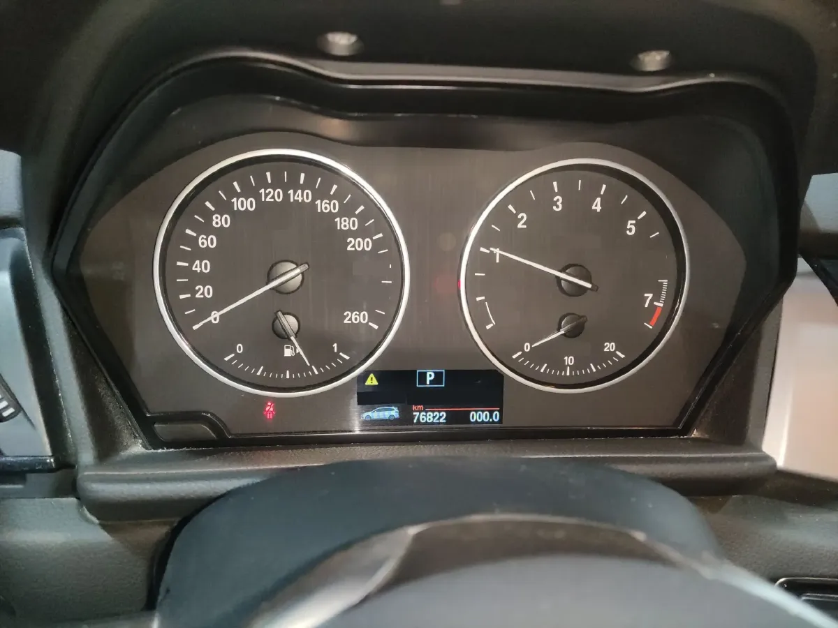 2015 BMW 2 Series SUV 1.5T 136HP L3 6AT,autocango,china used car exporter,china ev exporter,chinese used car exporter,chinese used ev exporter