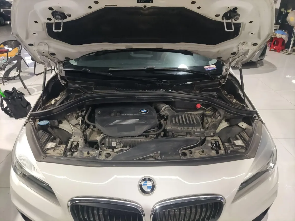 2015 BMW 2 Series SUV 1.5T 136HP L3 6AT,autocango,china used car exporter,china ev exporter,chinese used car exporter,chinese used ev exporter