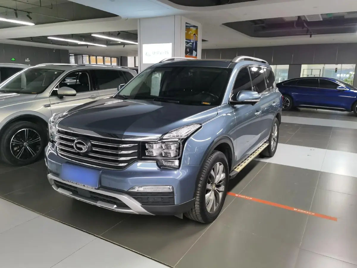 2017 GAC Trumpchi GS8 2.0T 201HP L4 6AT