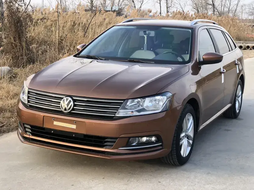 2015 Volkswagen Gran Lavida 1.6L 110HP L4 6AT