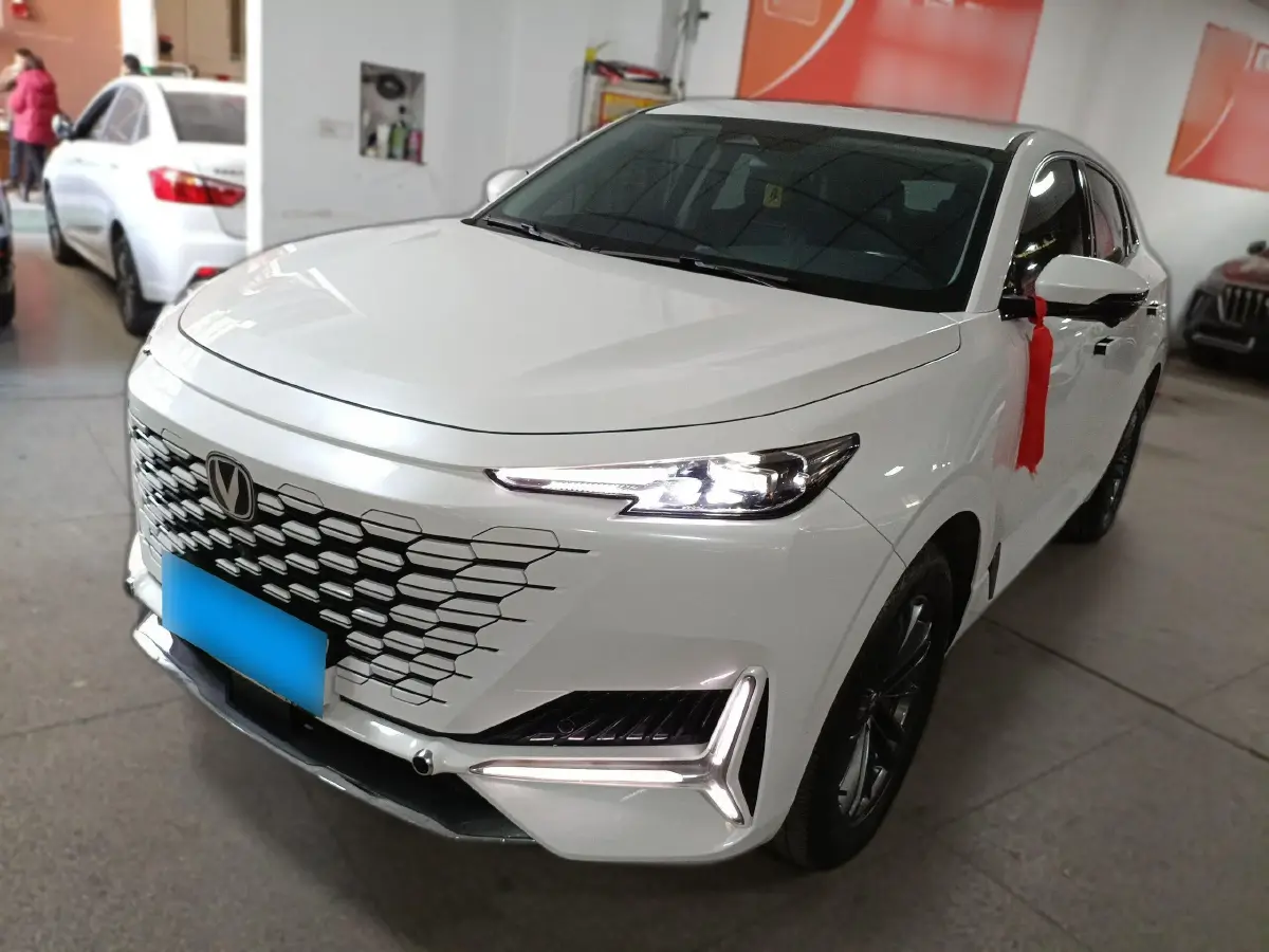 2024 ChangAn UNI-K 2.0T 233HP L4 8AT