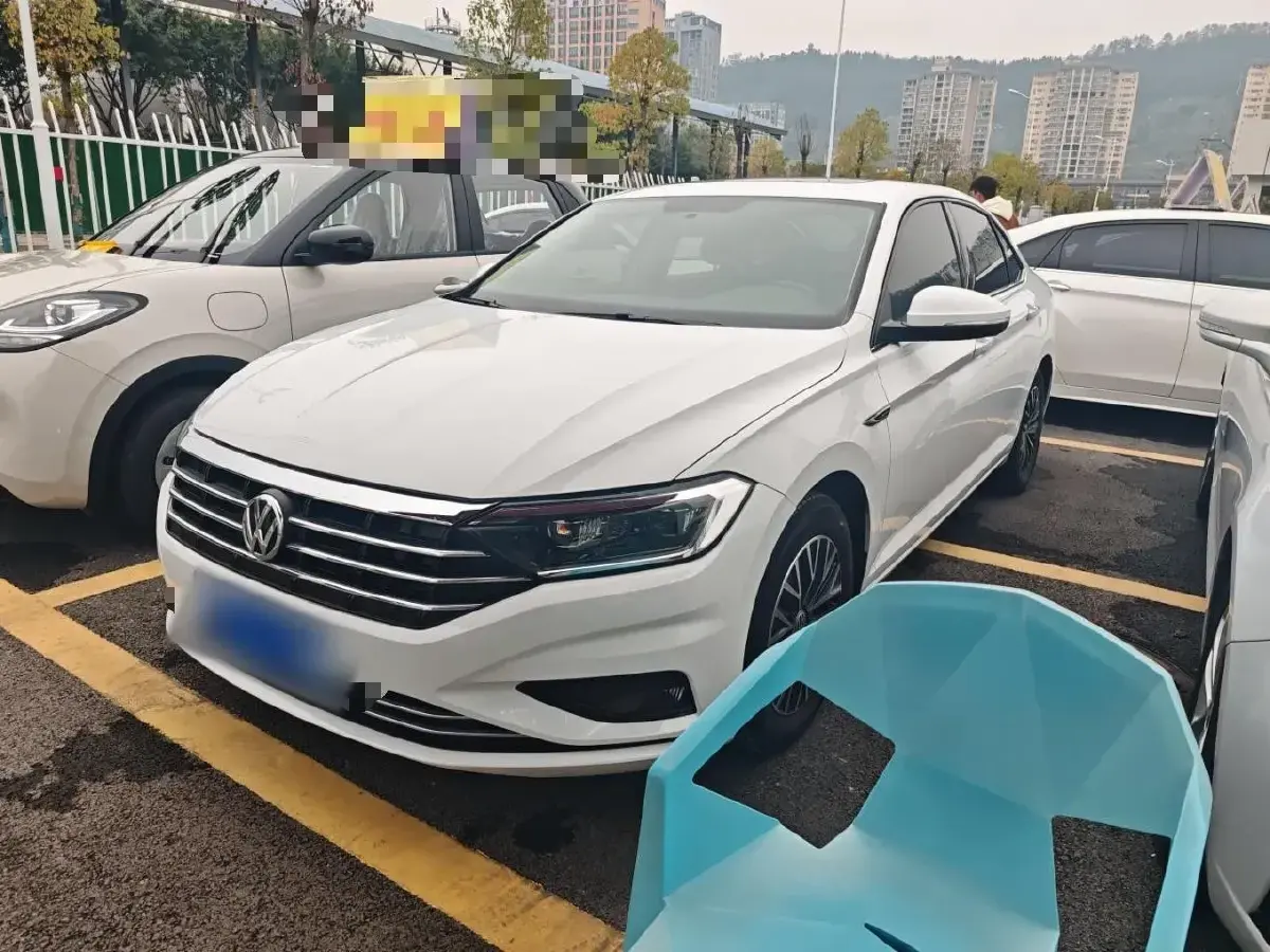 2019 Volkswagen Sagitar 1.4T 150HP L4 7DCT