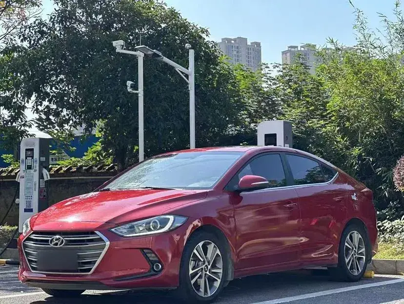 2016 Hyundai Elantra 1.6L 130HP L4 6AT
